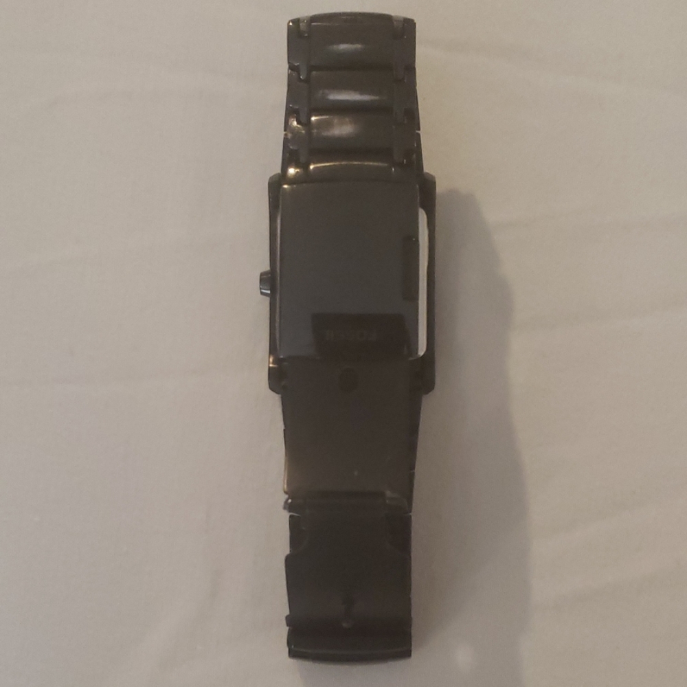 Fossil Watch - Picture 3 of 3